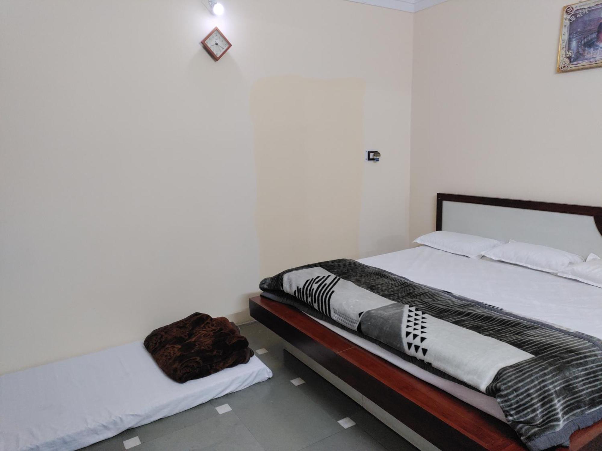 Ramashray Guest House Ujjain Εξωτερικό φωτογραφία